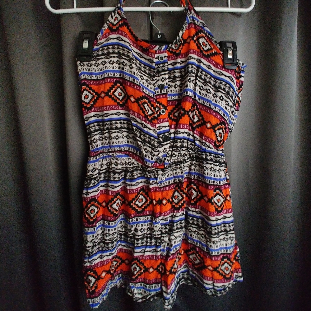 JUNIORS rue21 romper size small